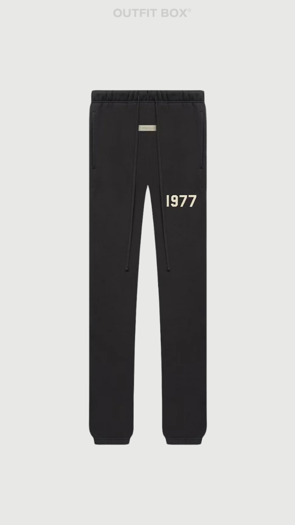 1977 Black - Outfit Box