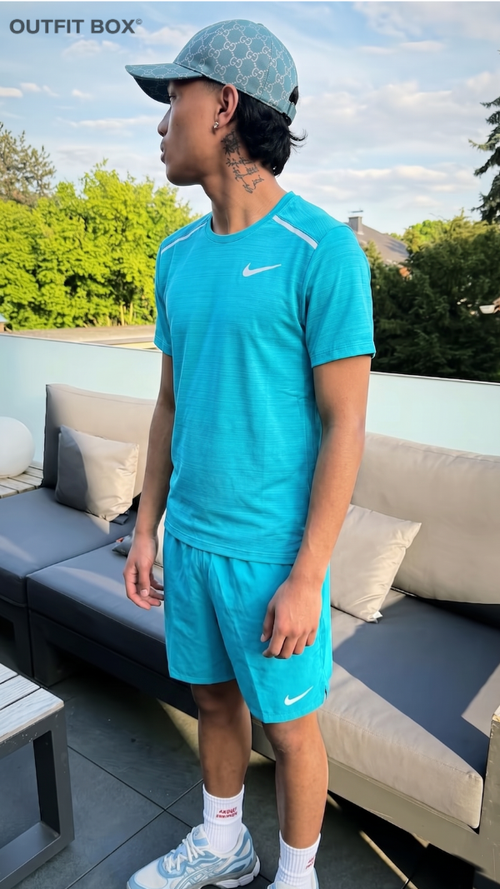 Blue Sky Running - Outfit Box