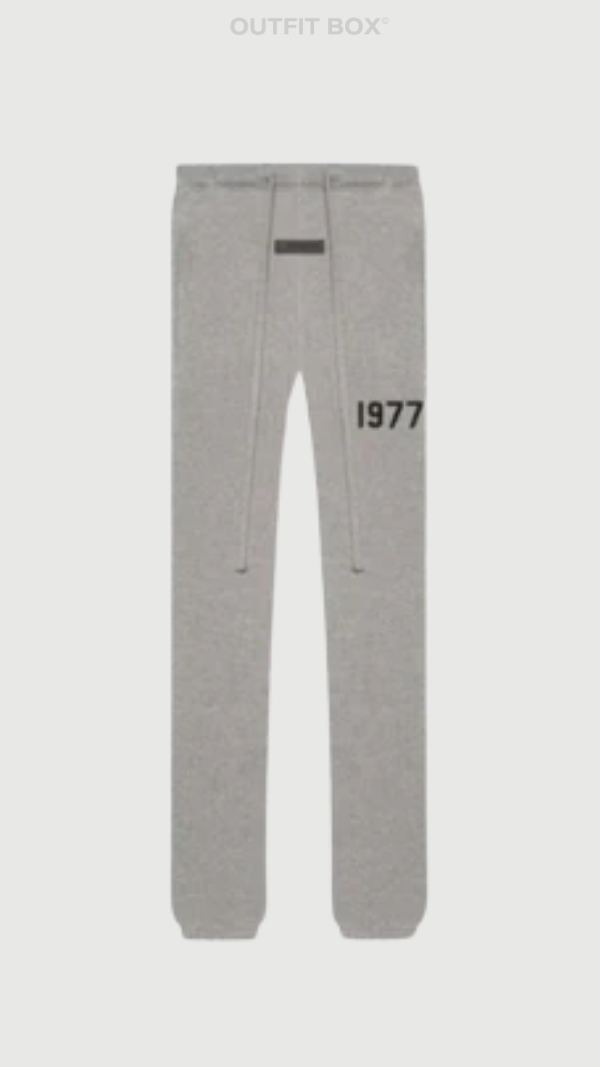 1977 Grey - Outfit Box.
